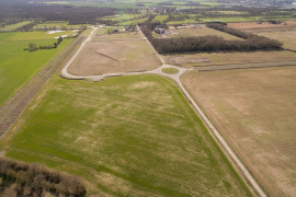 
                                                                                        Vente
                                                                                         À vendre – Terrains industriels de 3 000 m² à 33 hectares à proximité de Châteauroux – Indre (36)