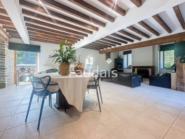 
                                                                                        Vente
                                                                                         AGNEAUX au calme proche toutes commodités