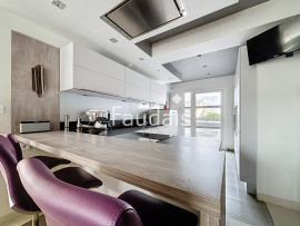 
                                                                                        Vente
                                                                                         AGNEAUX- LA PALIERE - Maison d'architecte avec autonomie de 