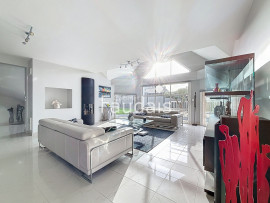 
                                                                                        Vente
                                                                                         AGNEAUX- LA PALIERE - Maison d'architecte avec autonomie de 