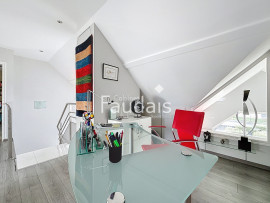 
                                                                                        Vente
                                                                                         AGNEAUX- LA PALIERE - Maison d'architecte avec autonomie de 