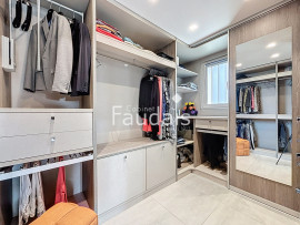 
                                                                                        Vente
                                                                                         AGNEAUX- LA PALIERE - Maison d'architecte avec autonomie de 