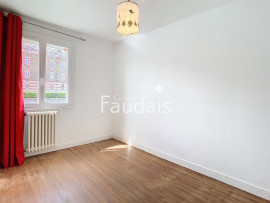 
                                                                                        Vente
                                                                                         AGNEAUX MAISON 3 CHAMBRES PROCHE INSTITUT ET MEDECINS