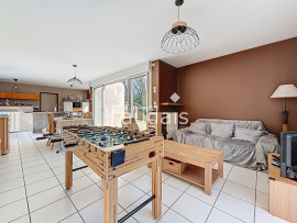 
                                                                                        Vente
                                                                                         AGNEAUX, Maison avec vie de plain-pied, 161m2, 5 chambres