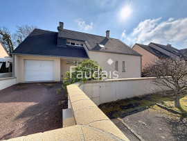 
                                                                                        Vente
                                                                                         AGNEAUX, Maison avec vie de plain-pied, 161m2, 5 chambres