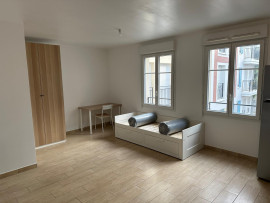 
                                                                                        Location
                                                                                         Agréable appartement 1 pièce 31m²