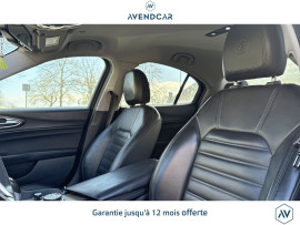 
                                                                                        Voiture
                                                                                         Alfa Romeo Giulia