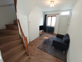 
                                                                                        Location
                                                                                         Amiénoise 2 chambres avec cour St Honoré