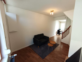 
                                                                                        Location
                                                                                         Amiénoise 2 chambres avec cour St Honoré