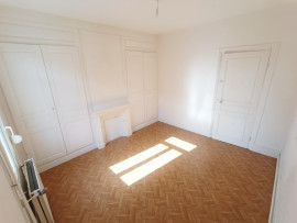 Vente
Amiénoise 2 chambres Saint-Pierre, Extérieur
