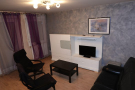 
                                                                                        Location
                                                                                         An calme, dans un quartier résidentiel