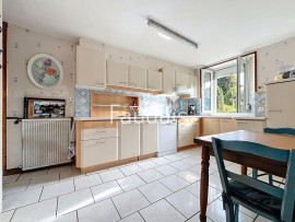 
                                                                                        Vente
                                                                                         ANCIEN CORPS DE FERME AVEC DEPENDANCES A 10MN  SAINT-LO