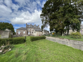 
                                                                                        Vente
                                                                                         Ancienne école 15 minutes de ST LO