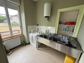 
                                                                                        Vente
                                                                                         Ancienne école 15 minutes de ST LO