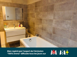 
                                                                                        Vente
                                                                                         Ancienne écurie en pierre attenante au Château de Peyriac-Minervois – Un bien de caractère aux prestations exceptionnelles