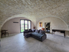 Vente
ANCIENNE MAGNANERIE - JARDIN - PISCINE