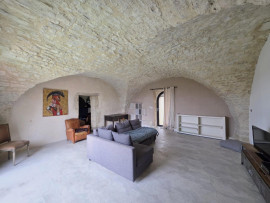 Vente
ANCIENNE MAGNANERIE - JARDIN - PISCINE