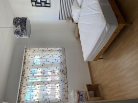 
                                                                                        Location
                                                                                         Apparemment vue mer