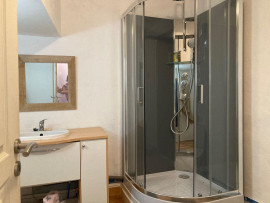 
                                                                                        Location
                                                                                         Appart 50m²  HYPER CENTRE ALBI avec terrasse.