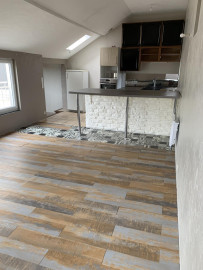 
                                                                                        Location
                                                                                         Appart 98m2 centre ville /3 ch + terrasse + garage