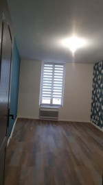 
                                                                                        Location
                                                                                         Appart 98m2 centre ville /3 ch + terrasse + garage