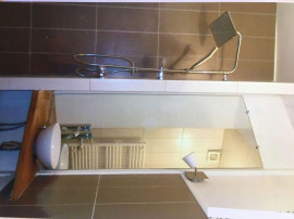 
                                                                                        Location
                                                                                         Appart meublé+ cour centre Henriville prox gare