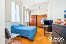 
                                                                                        Vente
                                                                                         Appart style loft dans le quartier des artistes.