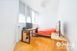 
                                                                                        Vente
                                                                                         Appart style loft dans le quartier des artistes.