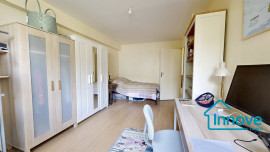 
                                                                                        Vente
                                                                                         Appartemeent T4 à vendre -Jouy-en-Josas centre