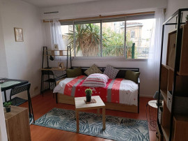 
                                                                                        Location
                                                                                         Appartement 1 piece 21 m2