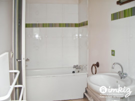 
                                                                                        Vente
                                                                                         Appartement 1 pièce de 34 m²au sol - dernier étage