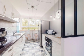 
                                                                                        Location
                                                                                         Appartement 12 m2