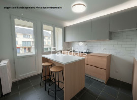 
                                                                                        Vente
                                                                                         APPARTEMENT 1ER ETAGE EN CENTRE VILLE