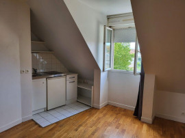 
                                                                                        Location
                                                                                         Appartement -1pièce - 21 m²