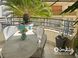 
                                                                                        Location
                                                                                         Appartement 2 ch Triange d'Or