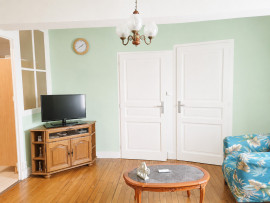 
                                                                                        Vente
                                                                                         APPARTEMENT 2 CHAMBRES + UNE CAVE