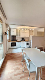 
                                                                                        Location
                                                                                         Appartement 2 pièce meublé avec terrasse parking