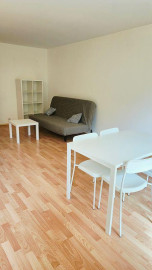 
                                                                                        Location
                                                                                         Appartement 2 pièce meublé avec terrasse parking