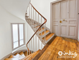 
                                                                                        Vente
                                                                                         Appartement 2 pièces  (3 pièces possibles) Paris15
