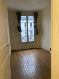 
                                                                                        Location
                                                                                         Appartement 2 pièces 36M2 à louer rénové et isolé