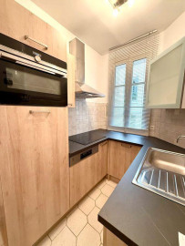 
                                                                                        Location
                                                                                         Appartement 2 pièces 38m2 meublé Paris 17ème