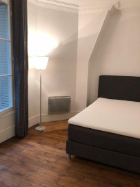 
                                                                                        Location
                                                                                         Appartement 2 pièces 38m2 meublé Paris 17ème