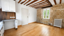 
                                                                                        Vente
                                                                                         Appartement 2 pièces 40m² au centre de Chantilly