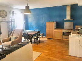 
                                                                                        Location
                                                                                         Appartement 2 pièces 42 m² Nice