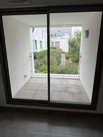 
                                                                                        Location
                                                                                         Appartement 2 pièces 43 m²