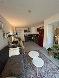 
                                                                                        Location
                                                                                         Appartement 2 Pièces 45 m2 privatif dans Résidence