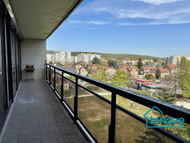 
                                                                                        Vente
                                                                                         Appartement 2 pièces  52,65 m² Versailles Montreuil