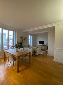 
                                                                                        Location
                                                                                         Appartement . 2 pièces . 54 m²
