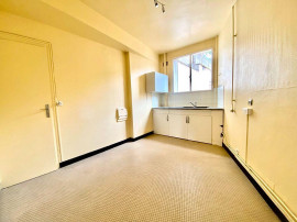 
                                                                                        Location
                                                                                         Appartement 2 pièces 66 m²