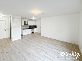 
                                                                                        Vente
                                                                                         Appartement 2 pièces